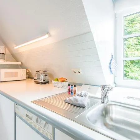 Апартаменты Harderslebener Strasse 33b