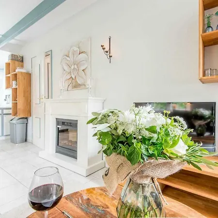 Harderslebener Strasse 33b 아파트 *